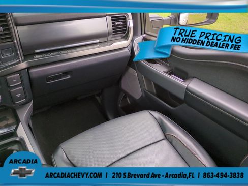 Used 2024 Ford F250 Lariat w/ Lariat Ultimate Package AWD/4WD image 15