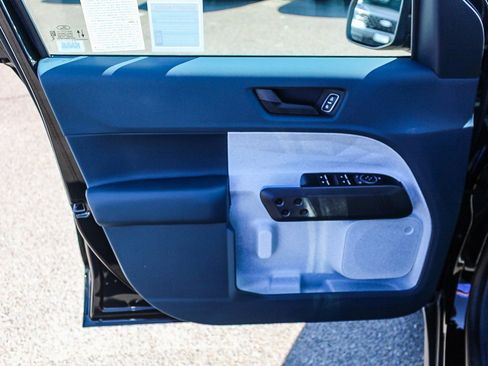 New 2025 Ford Maverick XLT w/ XLT Luxury Package image 21