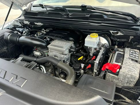 Used 2019 RAM 1500 Big Horn AWD/4WD image 18
