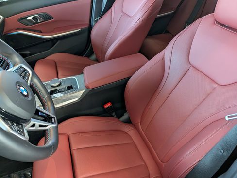 Certified 2025 BMW M340i xDrive M340i xDrive w/ Shadowloine Package image 9