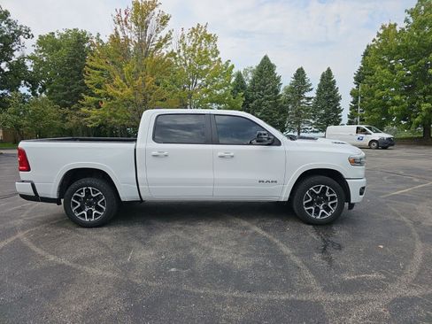 Used 2025 RAM 1500 Laramie w/ Sport Appearance Package AWD/4WD image 7