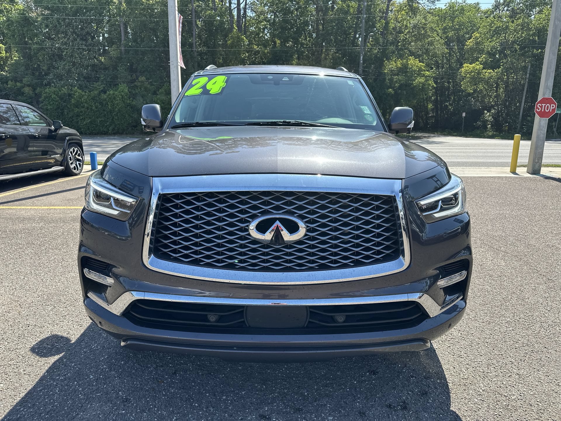 Used 2024 INFINITI QX80 Luxe RWD image 11