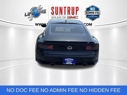 Used 2024 Nissan Z Performance w/ Floor Mat Package RWD image 4