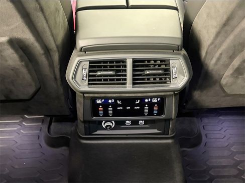 Used 2024 Lamborghini Urus S image 28