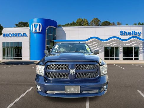 Used 2018 RAM 1500 Express w/ Express Value Package image 3