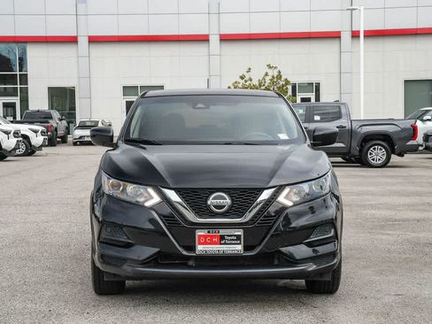 Used 2020 Nissan Rogue Sport S FWD image 2