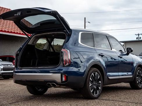 Used 2025 Kia Telluride SX Prestige AWD/4WD image 5