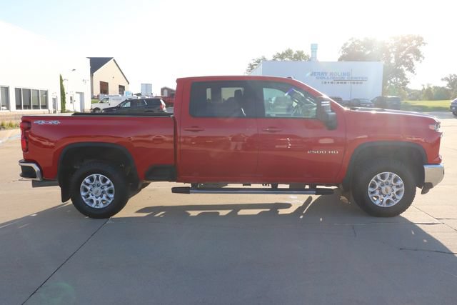 Used 2025 Chevrolet Silverado 2500 LT w/ Leather Package AWD/4WD image 6