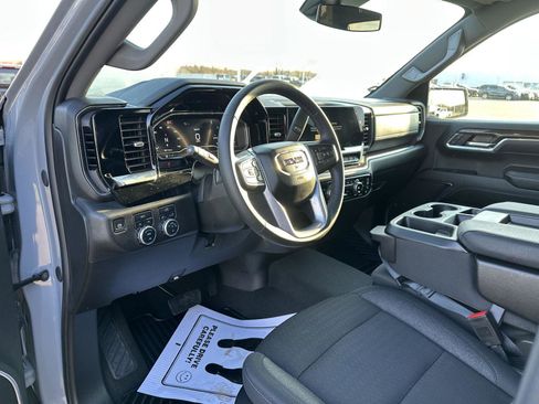 Used 2024 GMC Sierra 1500 Elevation AWD/4WD image 18