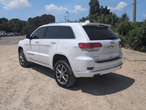 Used 2019 Jeep Grand Cherokee Summit AWD/4WD image 3