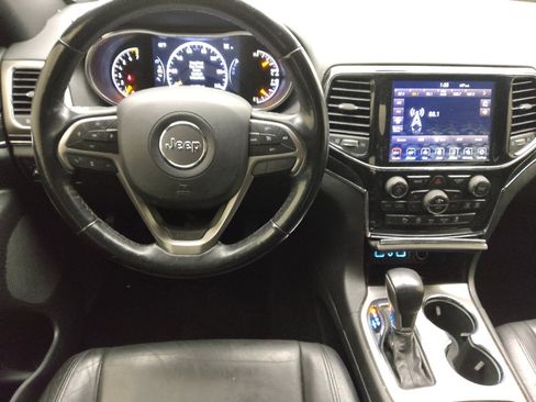 Used 2019 Jeep Grand Cherokee Limited image 22