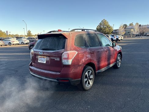 Used 2017 Subaru Forester 2.5i Premium w/ All-Weather Package image 6
