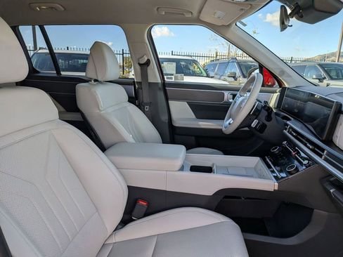 Used 2025 Hyundai Santa Fe SEL image 30
