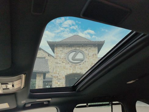 Certified 2026 Lexus LX 700h Luxury w/ Appearance Package AWD/4WD image 22