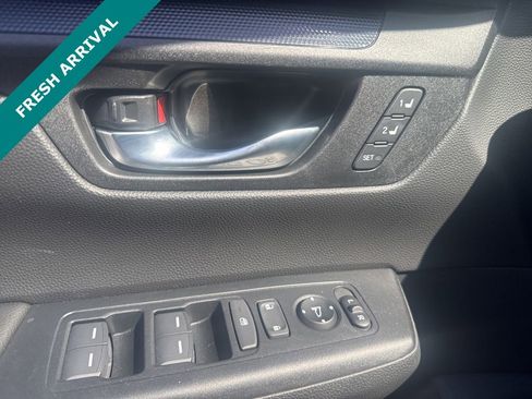 Used 2025 Honda CR-V Sport-L image 10