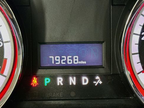 Used 2018 Dodge Grand Caravan SE FWD image 14