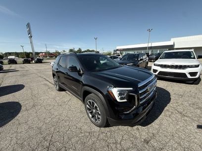 Used 2025 GMC Terrain Elevation w/ Elevation Premium Package