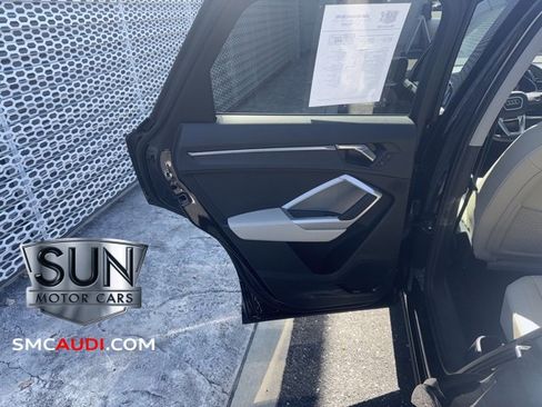 Certified 2025 Audi Q3 2.0T Premium Plus w/ Premium Plus Package image 26