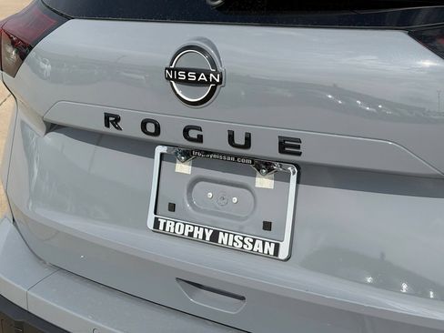 New 2026 Nissan Rogue Dark Armor FWD image 9