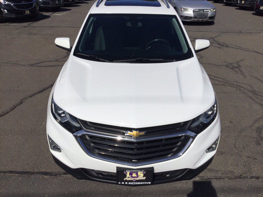 Used 2018 Chevrolet Equinox LT w/ Sun & Infotainment Package AWD/4WD image 5