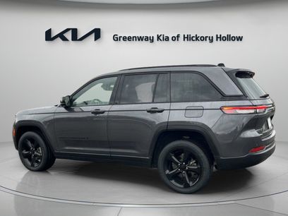 Used 2023 Jeep Grand Cherokee Altitude