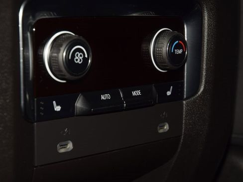 Used 2023 Chevrolet Tahoe High Country image 44