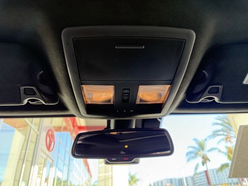 Used 2023 Dodge Challenger R/T Scat Pack w/ T/A Package image 19