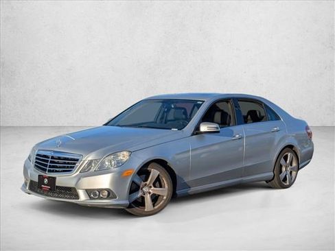 Used 2010 Mercedes-Benz E 350 Sedan image 1