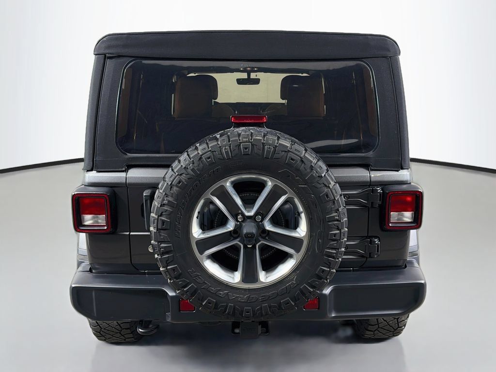 Used 2019 Jeep Wrangler Unlimited Sahara AWD/4WD image 7