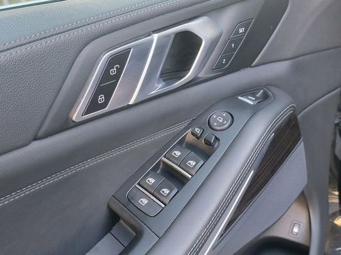 Used 2023 BMW X5 xDrive45e w/ Climate Comfort Package image 11