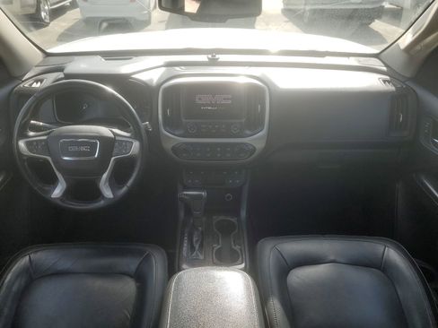 Used 2018 GMC Canyon SLT w/ Driver Alert Package image 9