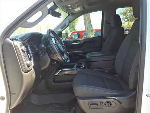 Used 2022 Chevrolet Silverado 1500 LT Trail Boss w/ Convenience Package II image 23