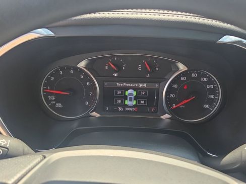 Used 2025 Chevrolet Blazer LT AWD/4WD image 29