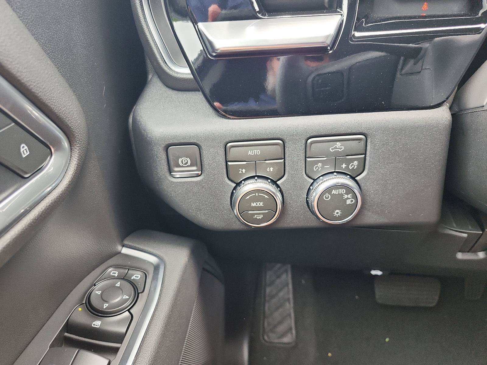 New 2026 GMC Sierra 1500 SLE AWD/4WD image 18