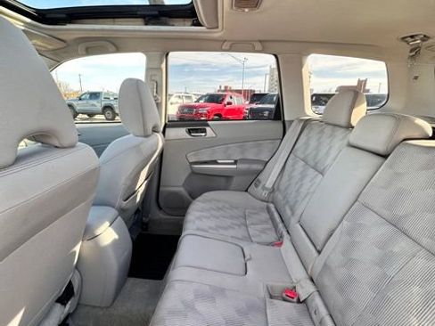 Used 2010 Subaru Forester 2.5X Premium image 25