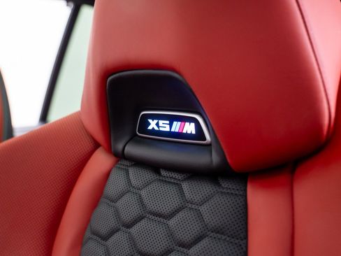 Certified 2023 BMW X5 M Competition w/ Competition Package image 21