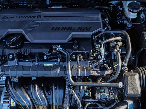 Certified 2025 Kia K4 LXS image 28