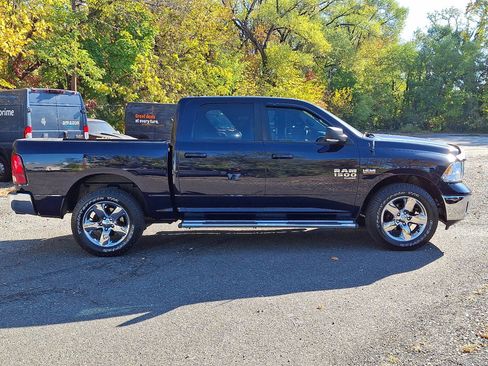 Used 2019 RAM 1500 Big Horn image 6