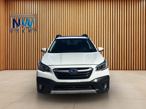 Used 2022 Subaru Outback Limited image 2