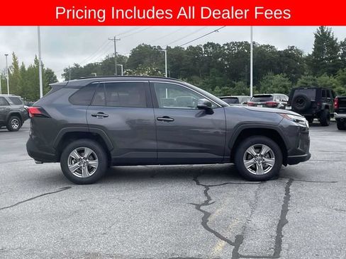Used 2024 Toyota RAV4 XLE AWD/4WD image 6