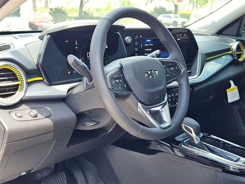 New 2026 Chevrolet Trax LT w/ Driver Confidence Package FWD image 11