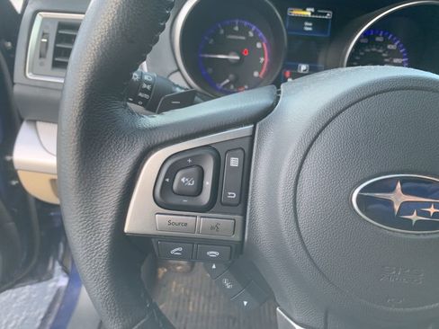 Used 2017 Subaru Legacy 2.5i Premium image 14