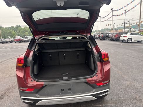 Used 2023 Buick Encore GX Preferred w/ Cold Weather Comfort Package AWD/4WD image 5