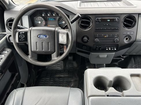 Used 2016 Ford F350 XL w/ Power Equipment Group image 3