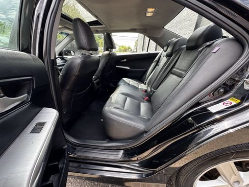 Used 2013 Toyota Camry SE FWD image 14