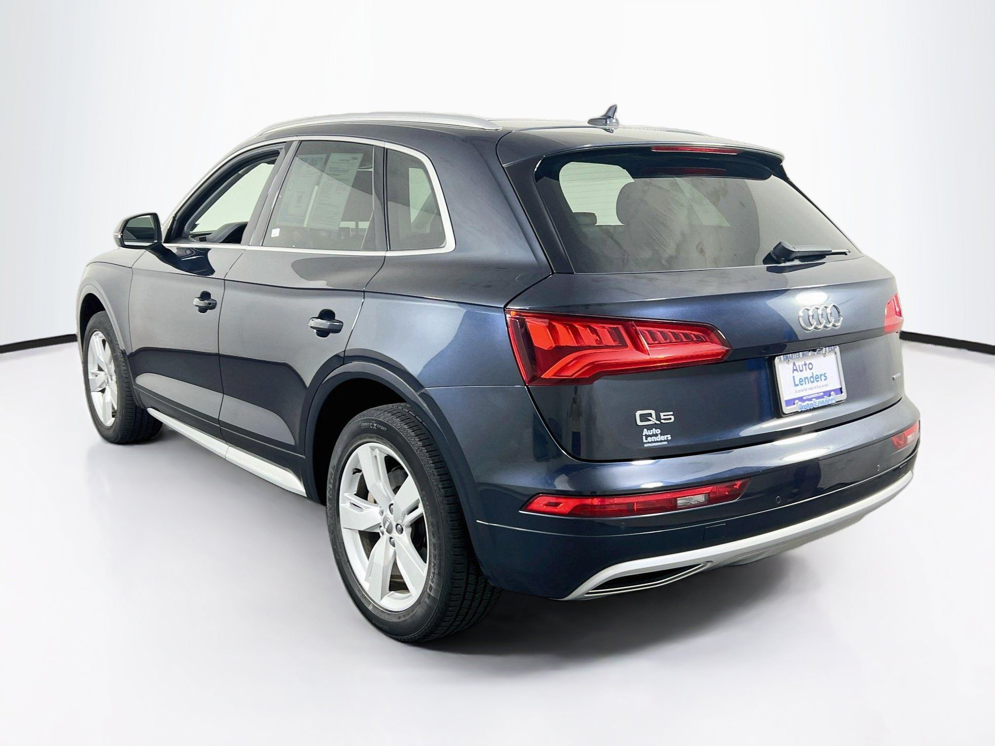 Used 2019 Audi Q5 2.0T Premium Plus w/ Premium Plus Package AWD/4WD image 7
