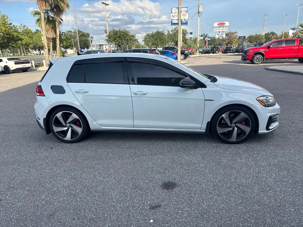 Used 2018 Volkswagen GTI SE FWD image 4