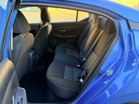 Used 2022 Nissan Sentra SV image 11