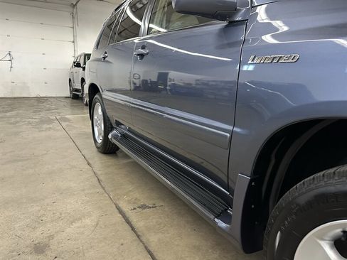 Used 2005 Toyota Highlander Limited image 38