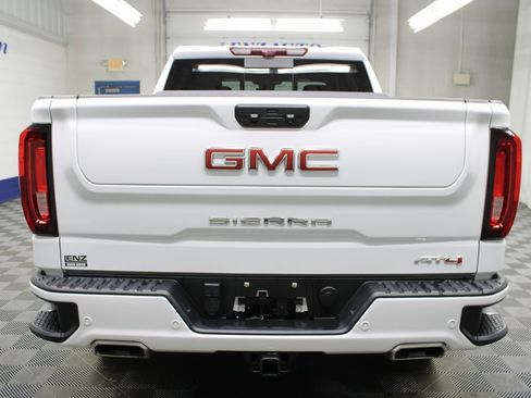 Used 2024 GMC Sierra 1500 AT4 image 40